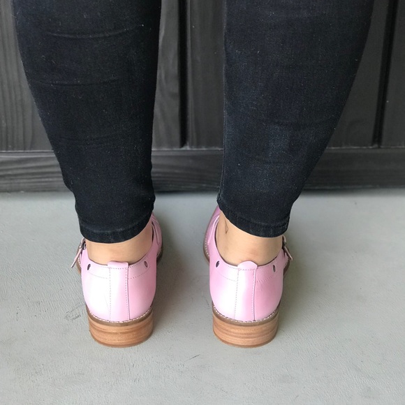 Leather Iconic Mary Jane Silhouette Oxford Flats - Picture 3 of 5